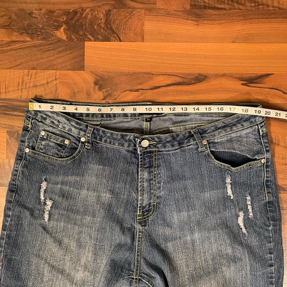 Toxic Bootcut Jeans - Picture 7 of 8